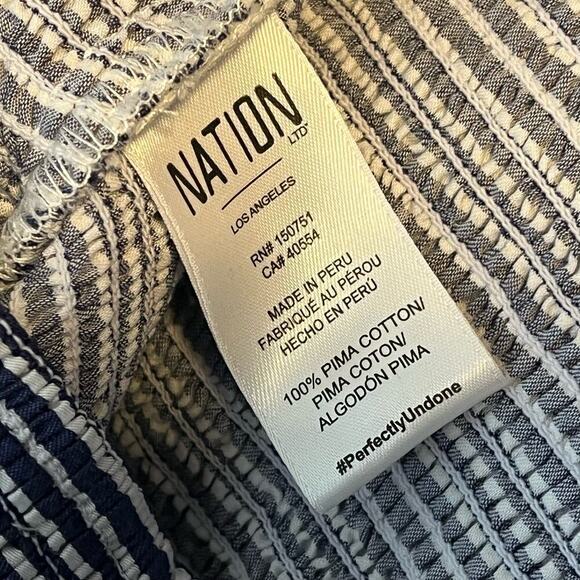 Nation LTD Samira Smocked Tee Navy Stripe Puff Sleeve Top Size Large New - Picture 12 of 12